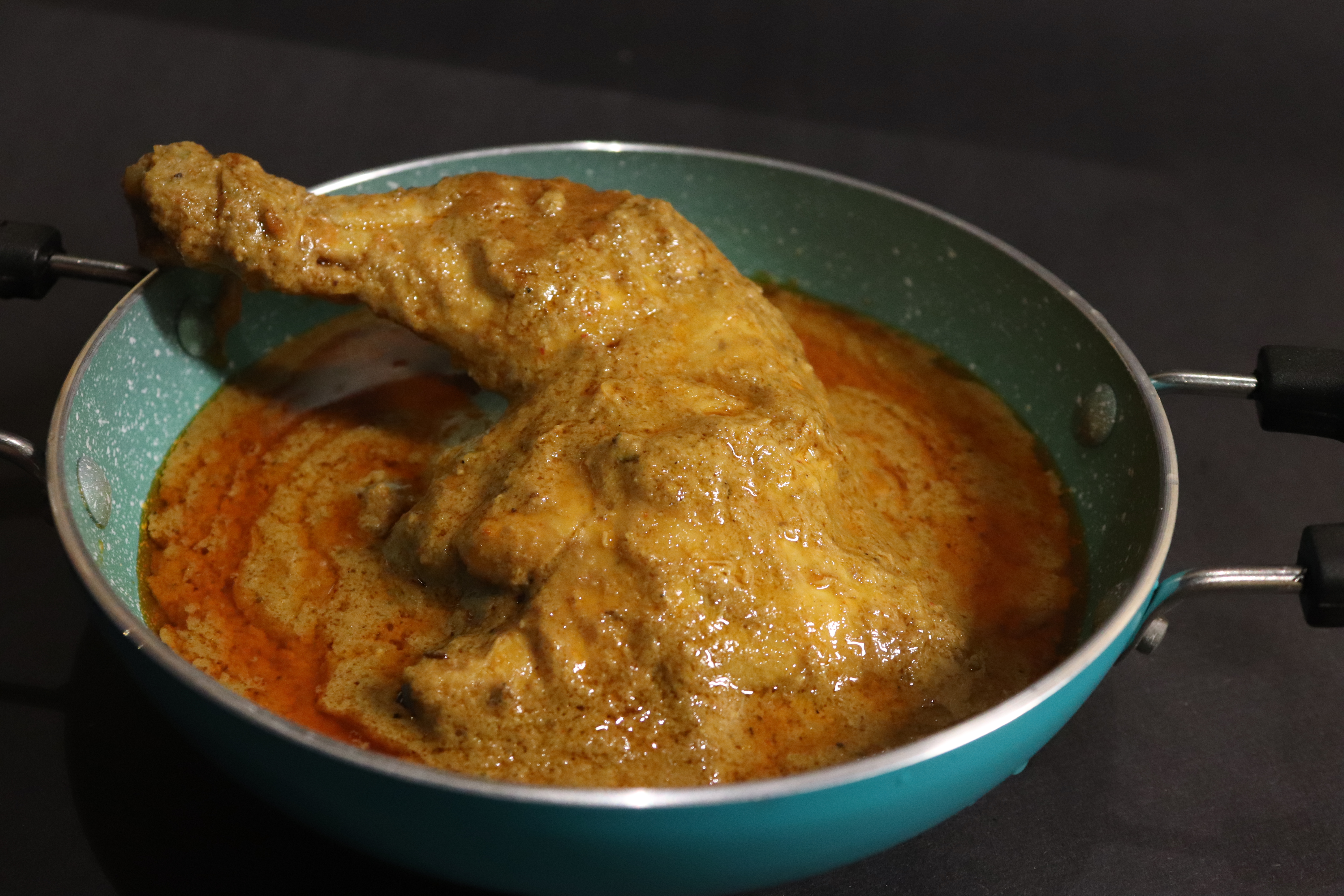 Flavour so good you’ll try to eat with your eyes.